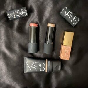NARS Blush and Lip Set - Pink, Gold, Black